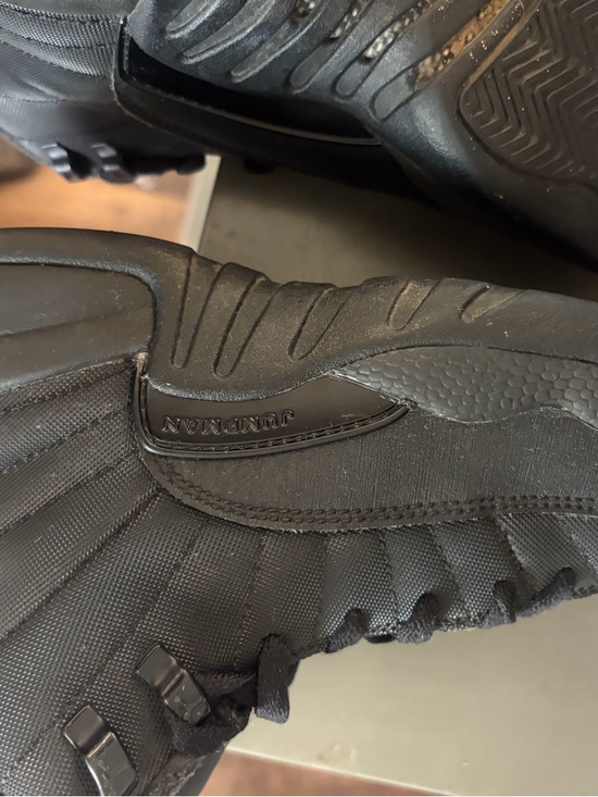 Jordan Kids' All-Black Sneaker - Picture 13 of 14